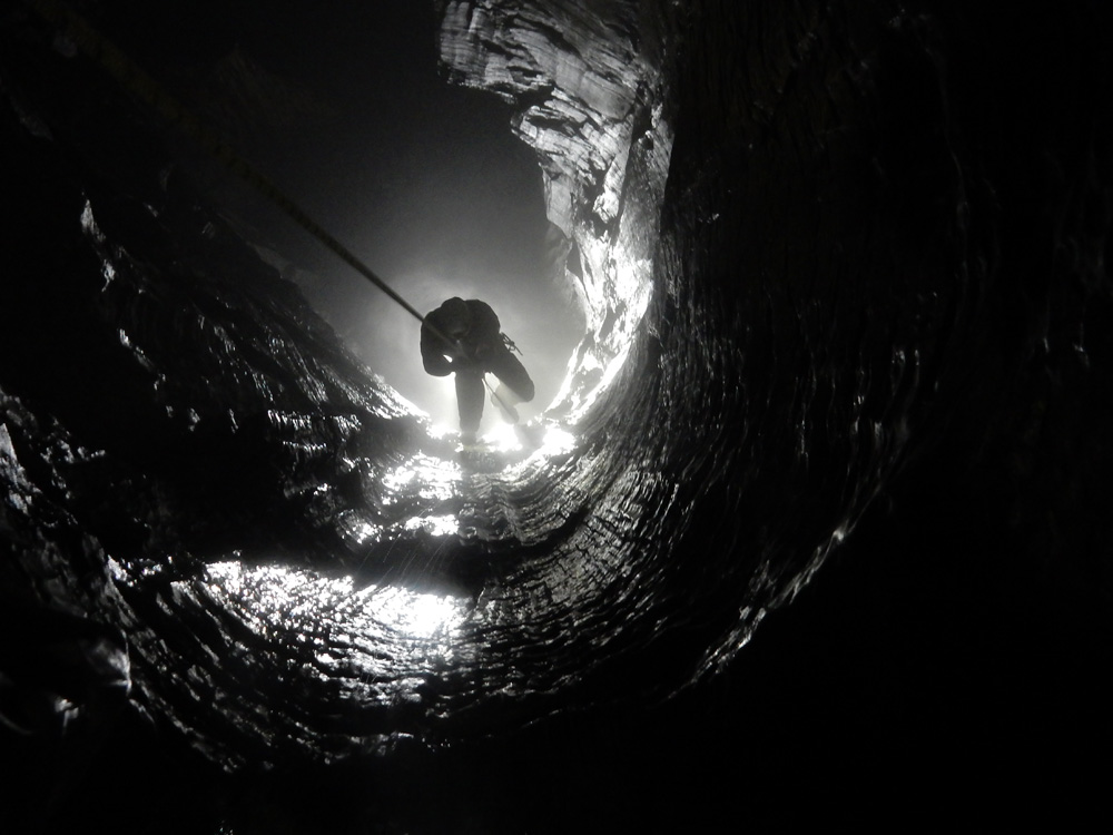 Gaints Cave in Derbyshire